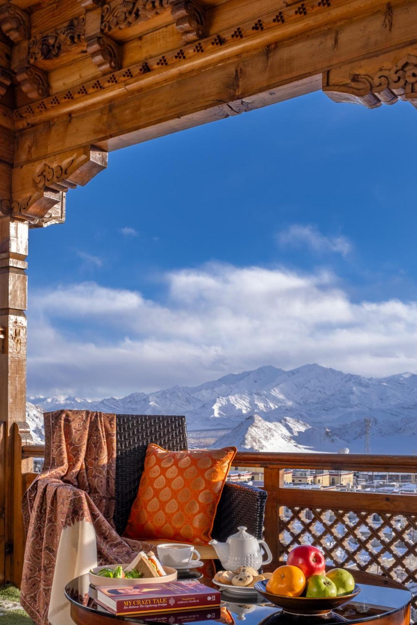 Отель The Grand Dragon Ladakh Лех Экстерьер фото