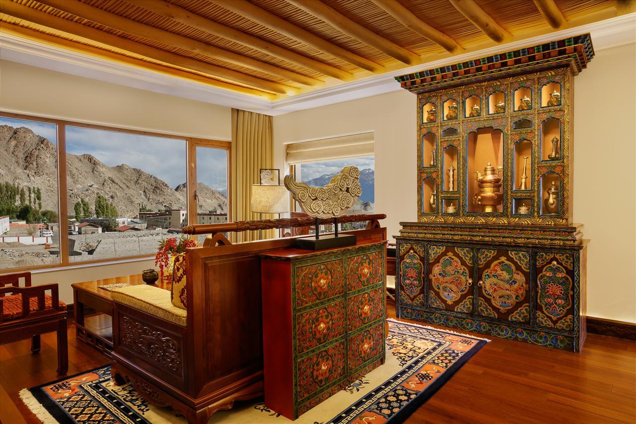 Отель The Grand Dragon Ladakh Лех Экстерьер фото